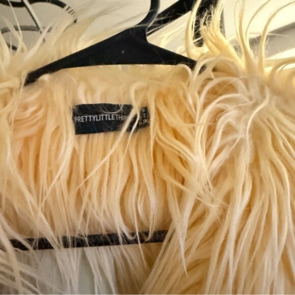 Pretty little thing yellow Faux Fur jacket - Picture 2 of 8